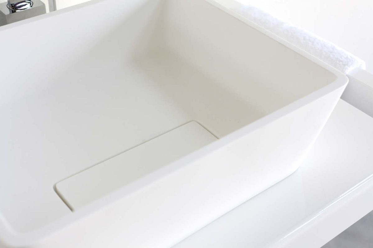 Slash Big Basin Lavabo in resina 62,5 x 32,5 x h.13 cm Bianco