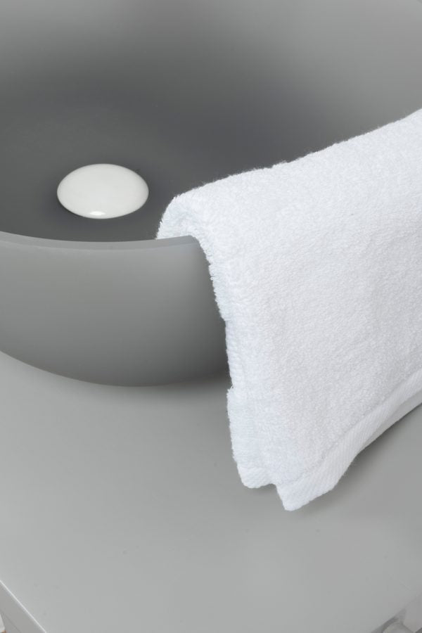 Snob 2.0 Lavabo in resina Grigio 55 x 40 x 16 h cm