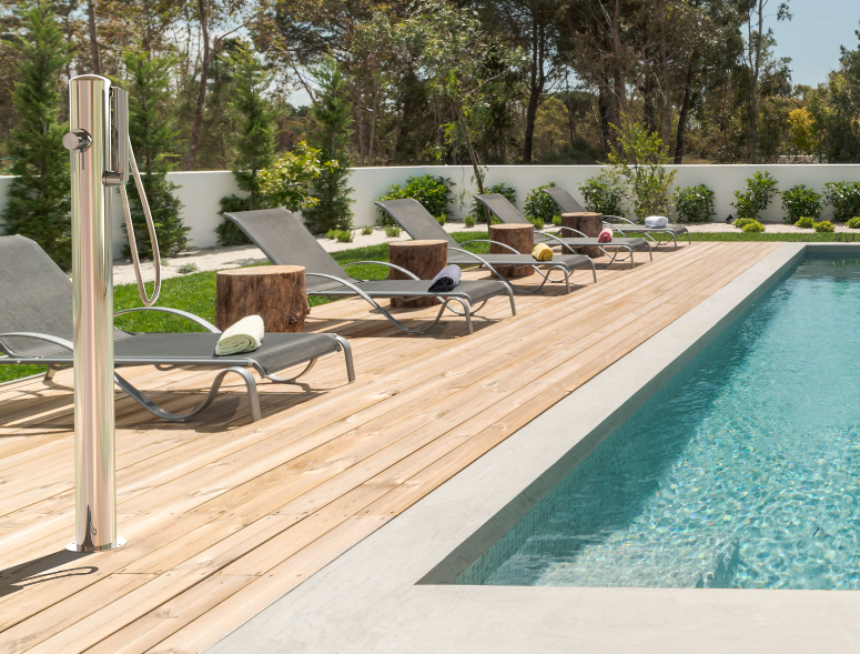 Doccia tradizionale da esterno Flex con flessibile e miscelatore