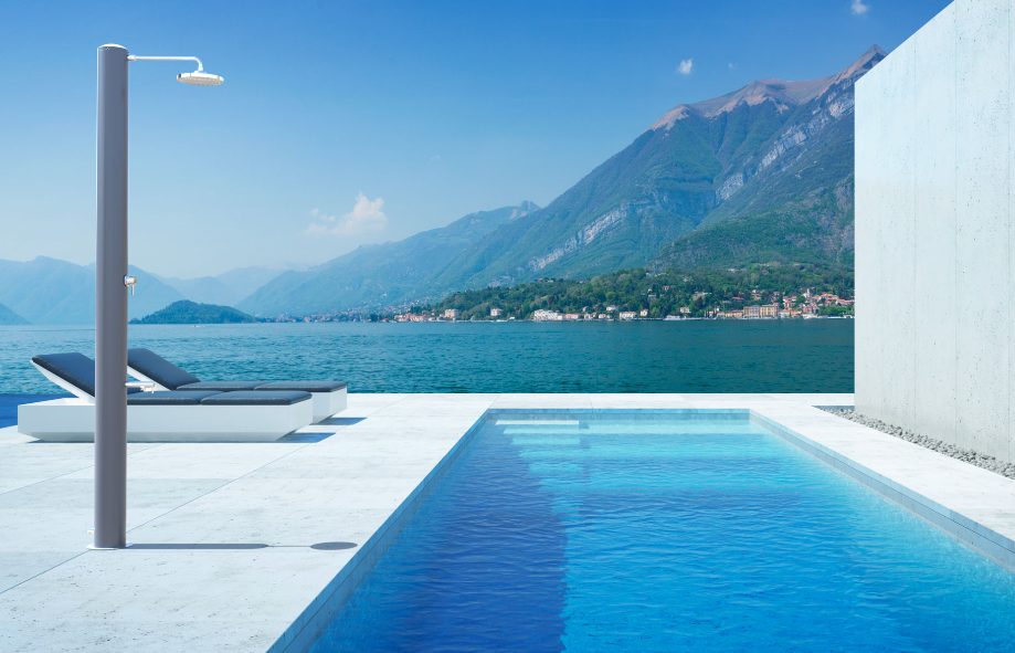 Doccia solare Tevere A 28L Inox grigio ardesia miscelatore e lavapiedi